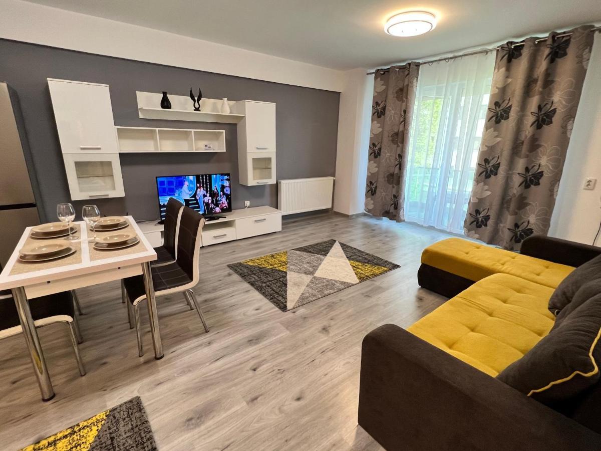 Apartment Robedy 마마이아 외부 사진